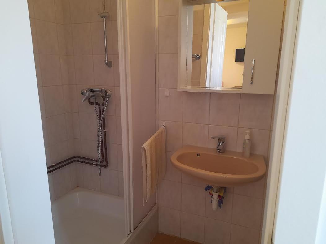 Kapolna Vendeghaz Daire Kerkaskapolna Dış mekan fotoğraf