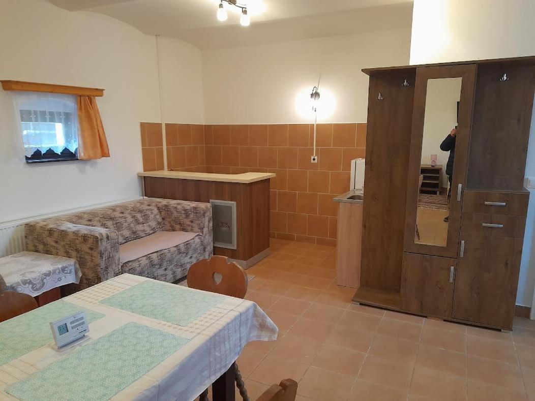 Kapolna Vendeghaz Daire Kerkaskapolna Dış mekan fotoğraf