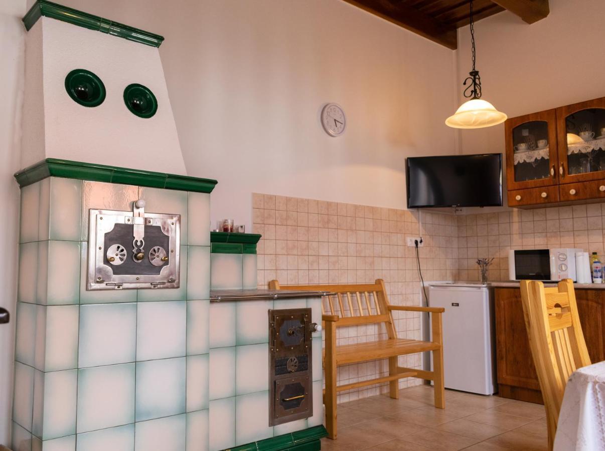 Kapolna Vendeghaz Daire Kerkaskapolna Dış mekan fotoğraf